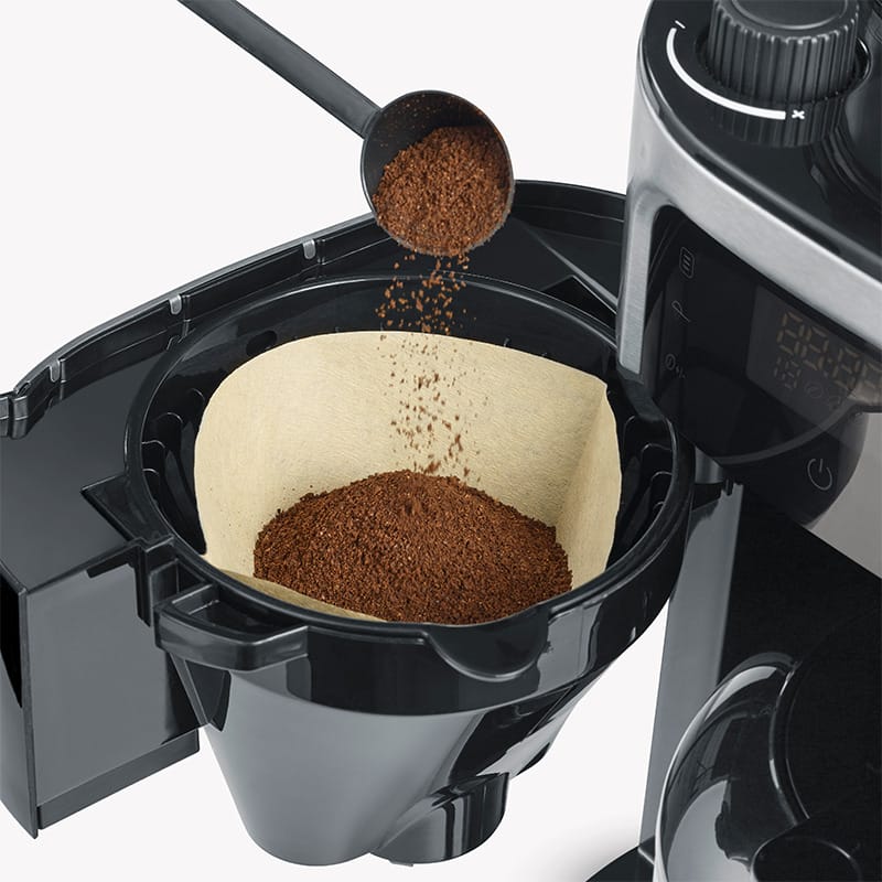 Severin Filterkaffeemaschine mit Edelstahl-Mahlwerk und Thermokanne KA 4814 im Angebot