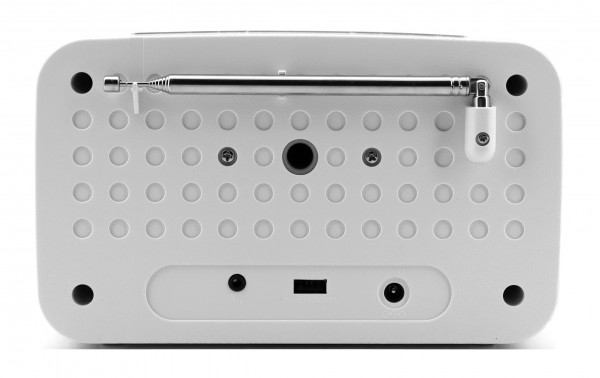 Soundmaster DAB+/UKW Radio mit Wecker, USB-Ladebuchse Fabrikladen