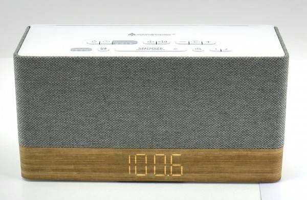Soundmaster Uhrenradio mit Bluetooth®, USB Ladefunktion Blitzverkäufe
