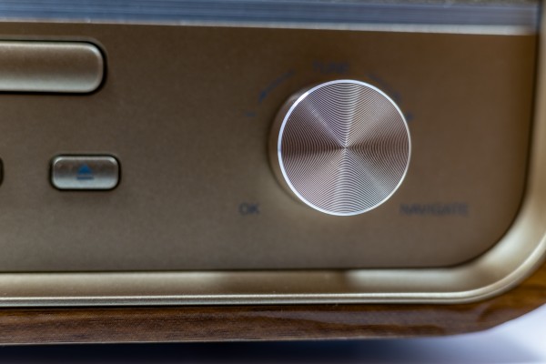 Soundmaster Stereo Musikcenter mit DAB+/UKW, CD/MP3, USB, Bluetooth®, Farbdisplay Kauf eins, bekomm eins gratis