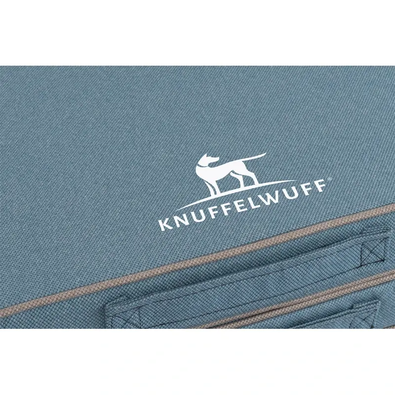 fressnapf Knuffelwuff Faltbare Reisematte Orthopädisch Roanoke aus Laser gestepptem Kunstleder hellblau M-L Outlet