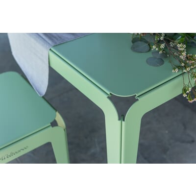 manufactum Tisch Bended Table 270 RAL 6021 Blassgrün Bestseller