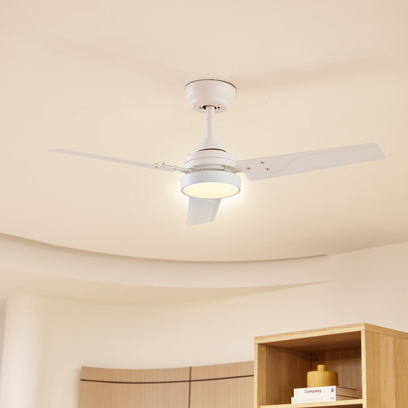 lampenwelt Lindby LED-Deckenventilator Aerallo weiß CCT leise Lagerräumung